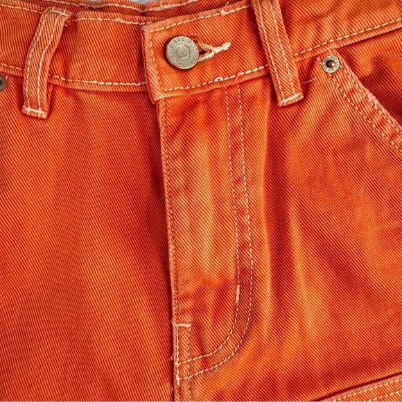 BDG Urban Outfitters Tangerine Orange Distressed Denim Utility Shorts Size 25 - Picture 5 of 13